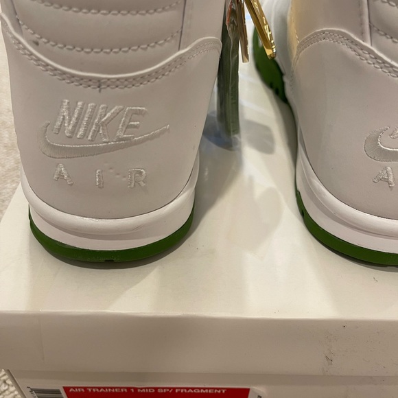 DS Brand New Nike x Fragment Air Trainer 1 Mid White/Chlorophyll men’s size 9.5 - Picture 5 of 7